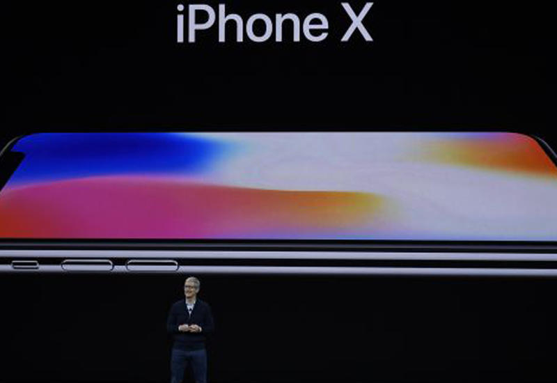 Apple оправдалась за главный провал на презентации iPhone X