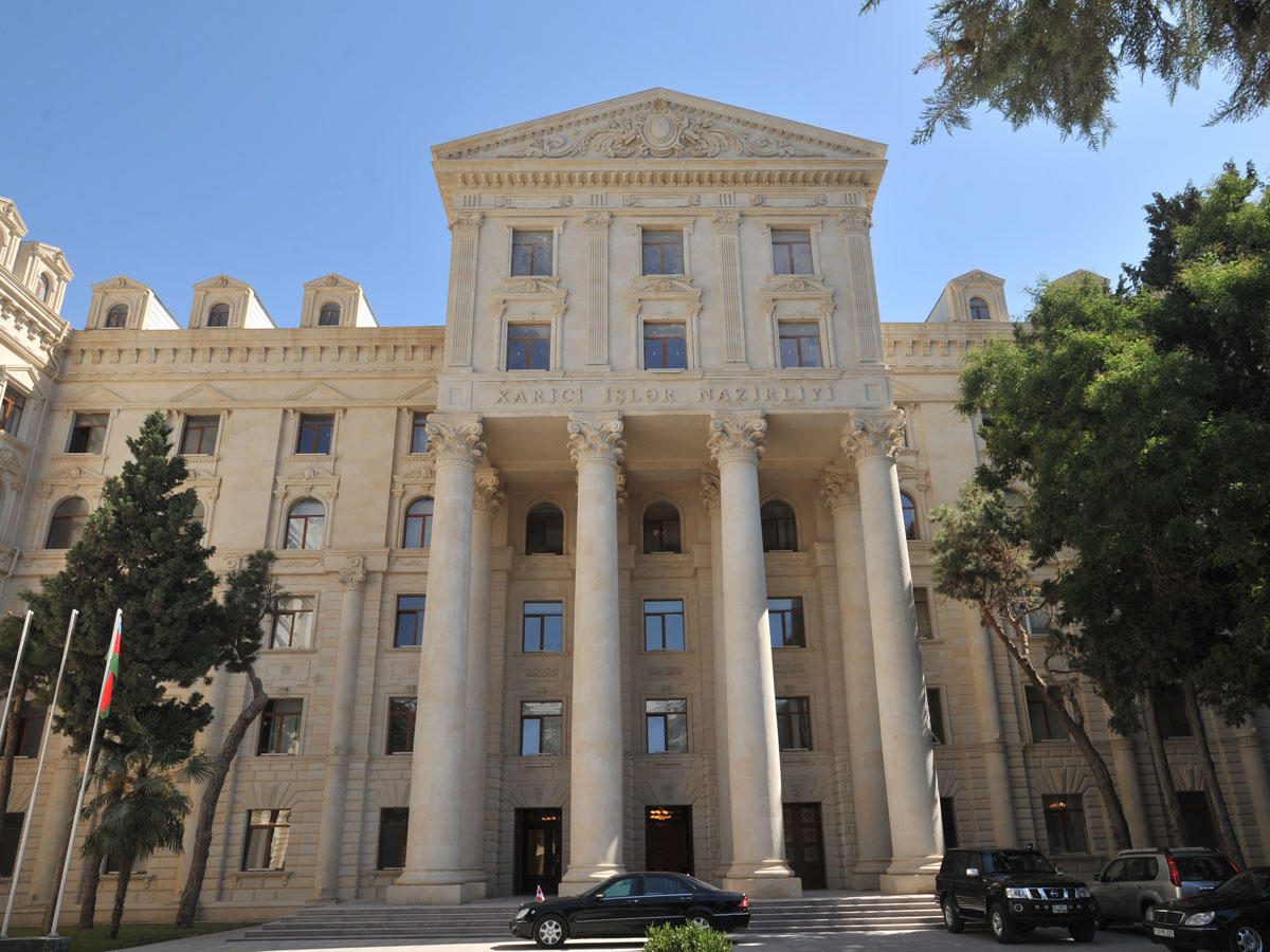 МИД: Официальный Баку изучает последствия санкций США против Ирана