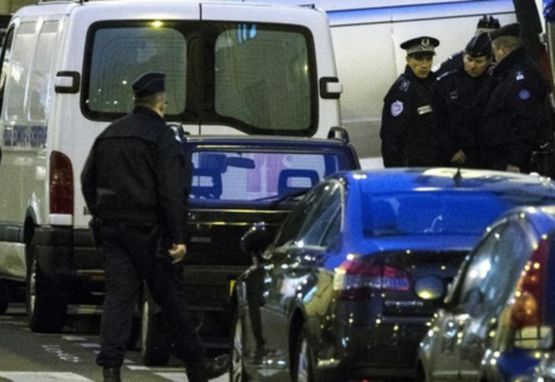 Мужчина с ножом напал на военного в Париже