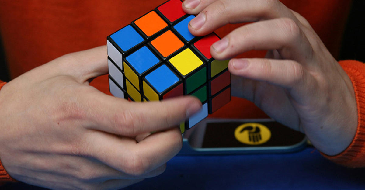 Как устроен «семиэтажный» кубик Рубика — секрет головоломки показали на камеры