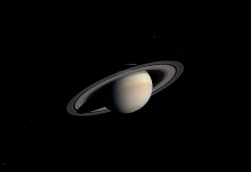 Лучшие снимки Cassini за 20 лет <span class="color_red">- ФОТО</span>
