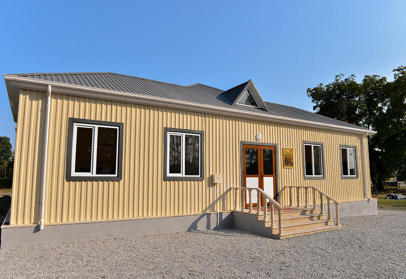 Azərbaycan təhsilində yeni dövr: Bu məktəb binalarını istənilən formaya salmaq olur <span class="color_red">- FOTOLAR</span>