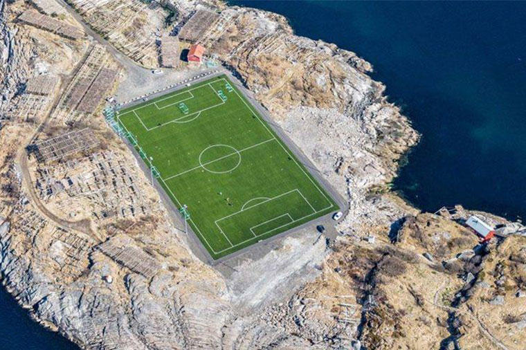 Dünyanın ən gözəl mənzərəli stadionu