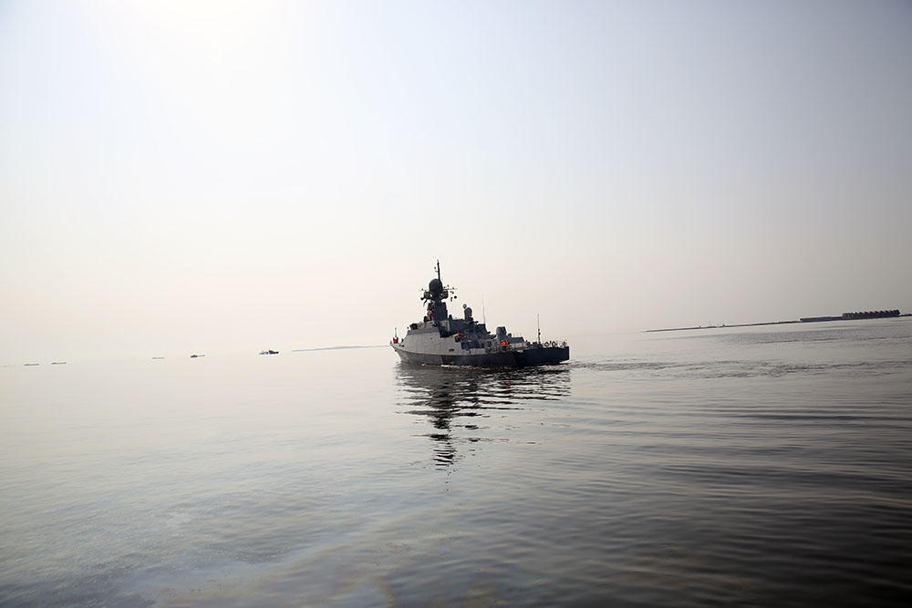 Российские военные корабли покинули Баку