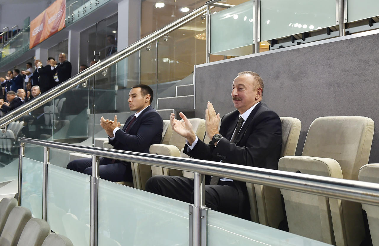 Президент Ильхам Алиев наблюдал за игрой сборной Азербайджана по волейболу