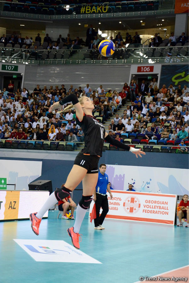 Женская сборная Азербайджана по волейболу вышла в четвертьфинала Евро-2017