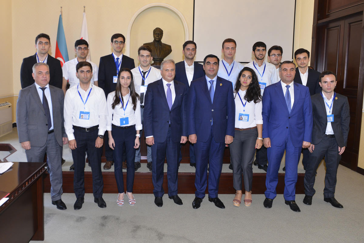 18 выпускников БВШН стали сотрудниками ПО «Азнефть»