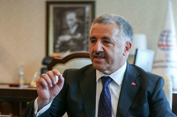 Министр транспорта Турции прооперирован