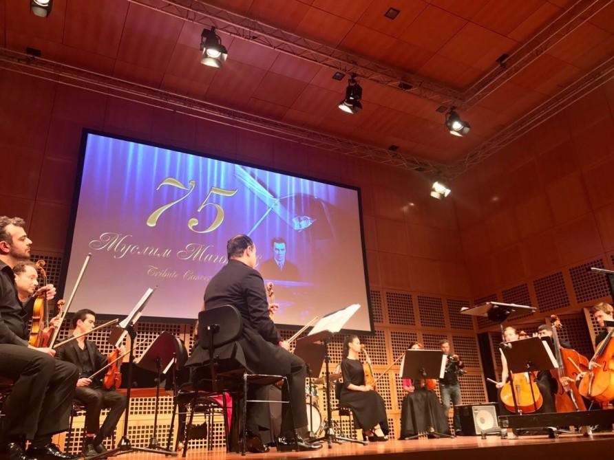 В  Дюссельдорфе состоялся концерт, приуроченный к 75-летию легендарного Муслима Магомаева