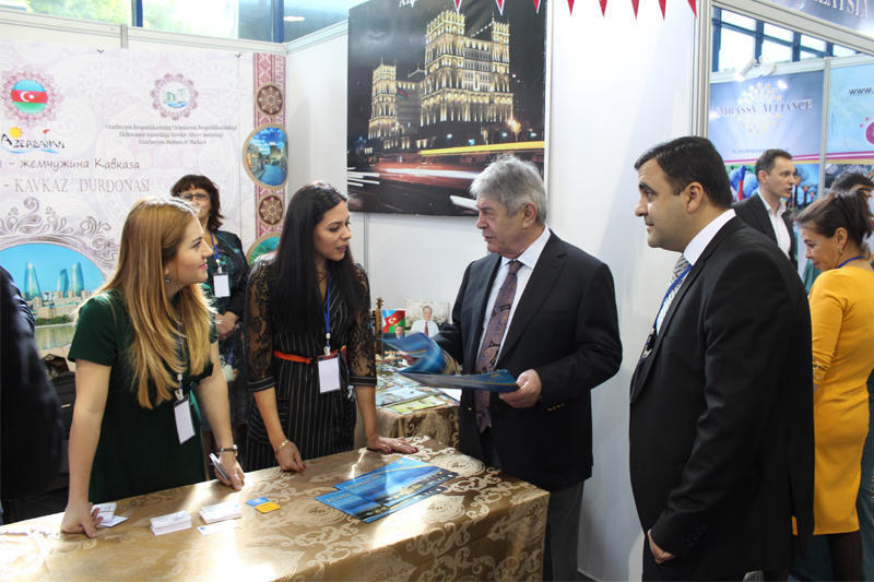 Узбекские туристы проявили большой интерес к Азербайджану