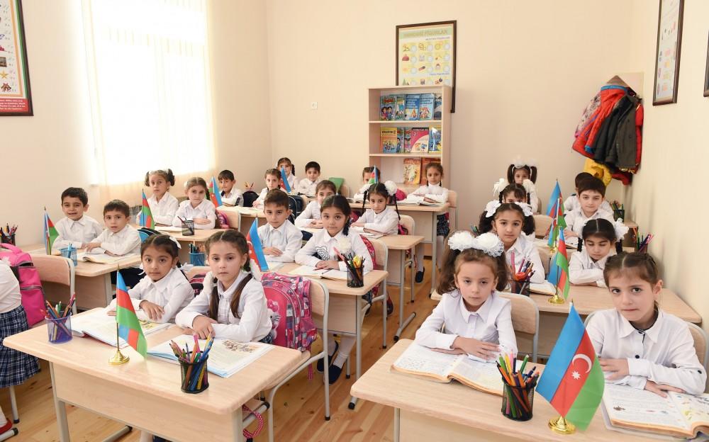 Первый вице-президент Мехрибан Алиева ознакомилась в Рамана с условиями, созданными в новом здании средней школы села Ханлыг Губадлинского района
