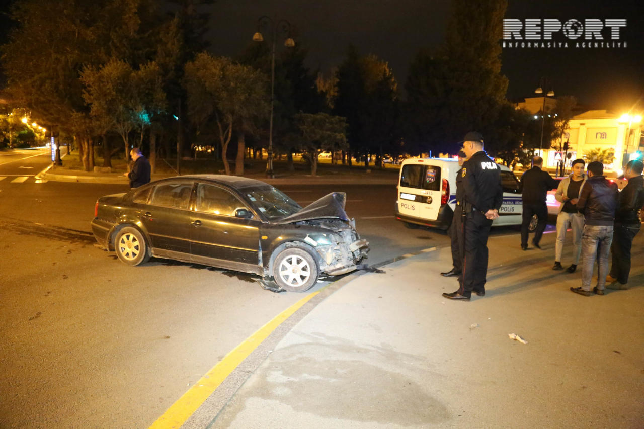В Баку свидетель аварии совершил ДТП