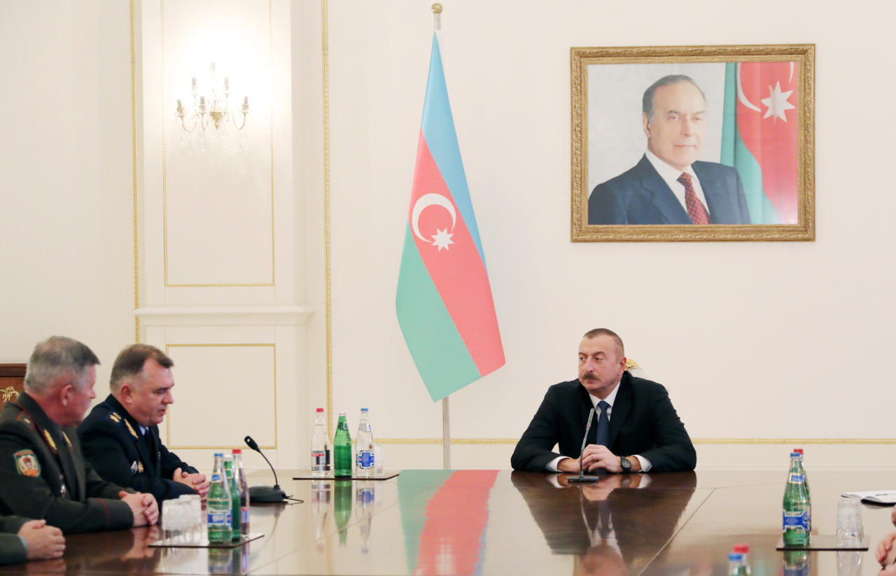 Президент Ильхам Алиев: В Азербайджане ситуация стабильная, страна успешно развивается, внутренних рисков и потенциальных угроз не существует
