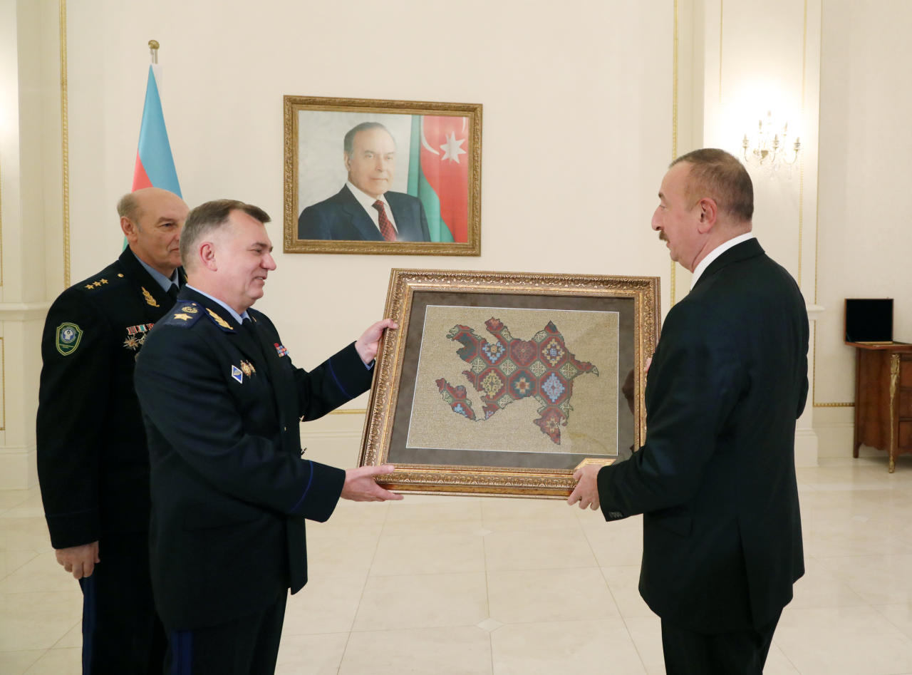 Президент Ильхам Алиев: В Азербайджане ситуация стабильная, страна успешно развивается, внутренних рисков и потенциальных угроз не существует