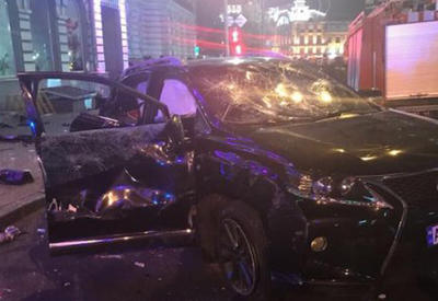 Момент смертельного ДТП с Lexus в Харькове: 20-летняя девушка убила 5 человек <span class="color_red">- ВИДЕО</span>