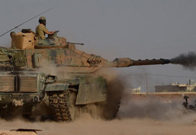 Прямой наводкой по катакомбам боевиков: кадры боев сирийской армии с "ИГ" <span class="color_red">- ВИДЕО</span>