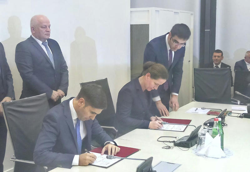 Азербайджан и Украина создадут совместное предприятие <span class="color_red">- ФОТО</span>