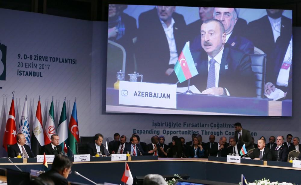 Президент Ильхам Алиев принял участие в IX саммите ОЭС D-8 в Стамбуле
