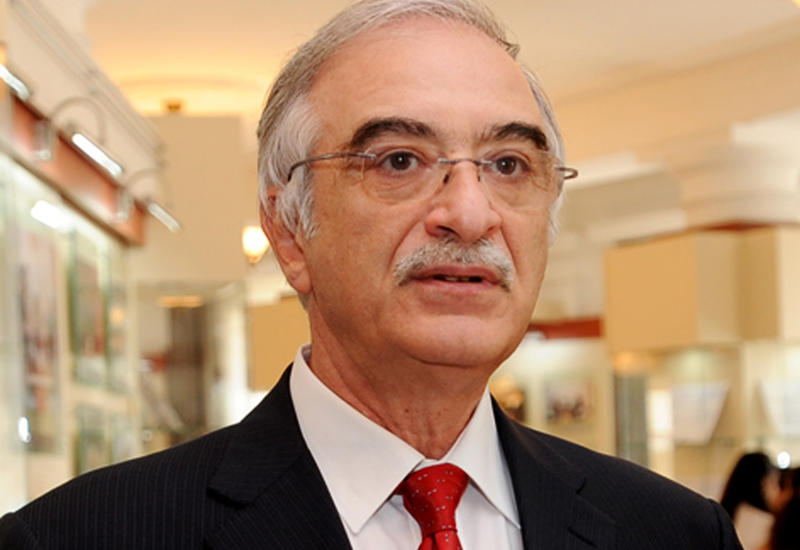 Полад Бюльбюльоглу потребовал извинений от «Эхо Москвы» за оскорбление азербайджанского народа