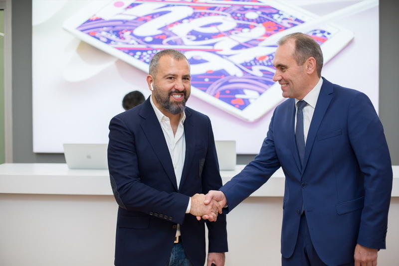 В Баку состоится открытие магазина Apple Premium Reseller