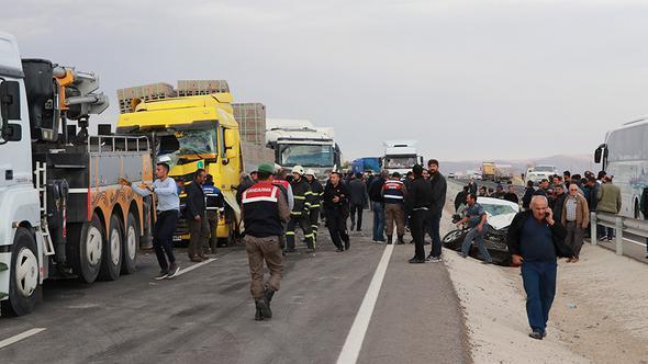 Крупное ДТП в Турции: столкнулись 20 автомобилей