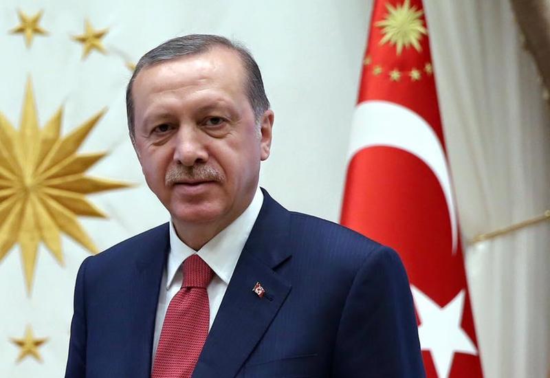 Впервые после переизбрания Эрдоган передал президентские полномочия