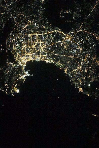 Потрясающий вид на Баку из космоса