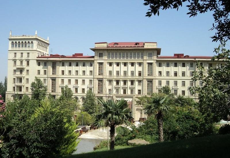 Азербайджан продлил закрытие госграницы