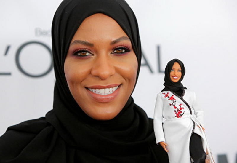 Производители Barbie представили свою первую куклу в хиджабе