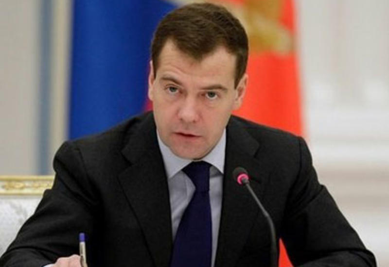 Дмитрий Медведев поздравил премьер-министра Азербайджана