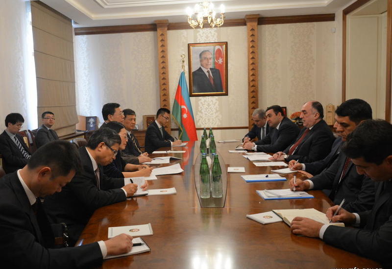 Эльмар Мамедъяров на переговорах с китайской делегацией
