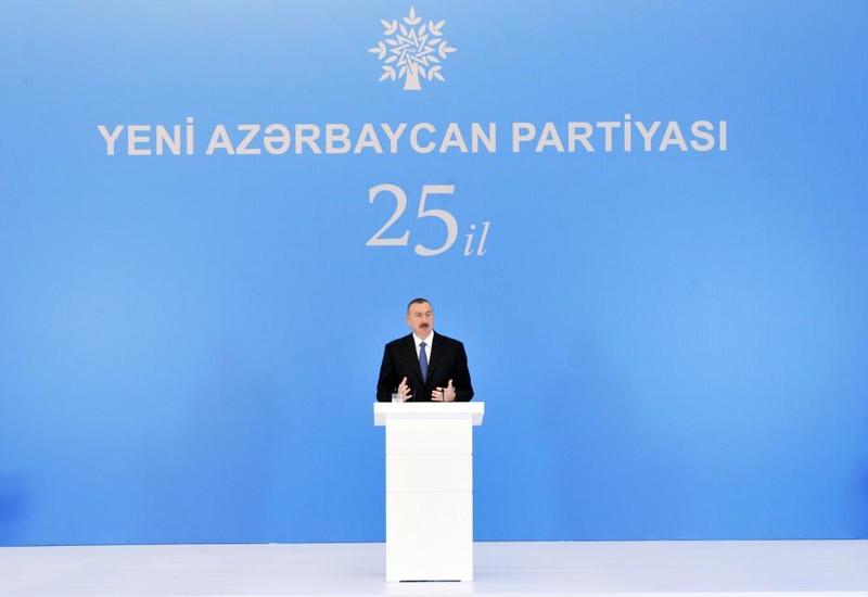 Президент Ильхам Алиев: Азербайджанский народ хорошо знает, что группа, называющая себя оппозицией, управляется из-за рубежа