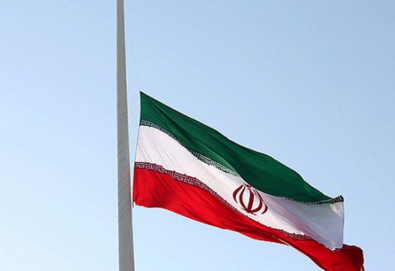 В посольстве Ирана в Баку приспущен флаг