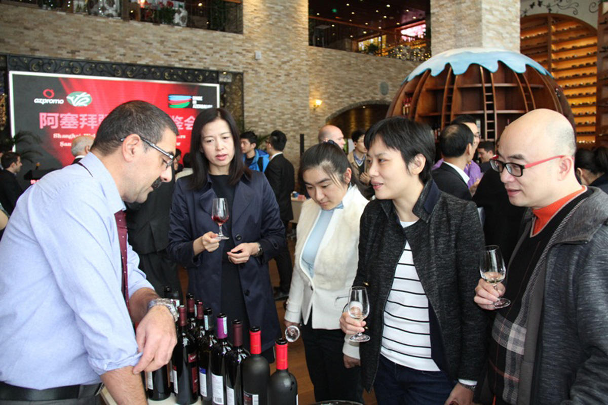 Азербайджан откроет винный дом в Китае