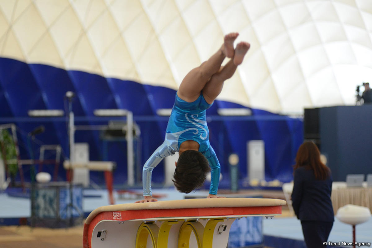 Стартовал второй день чемпионатов Азербайджана по спортивной гимнастике и акробатике