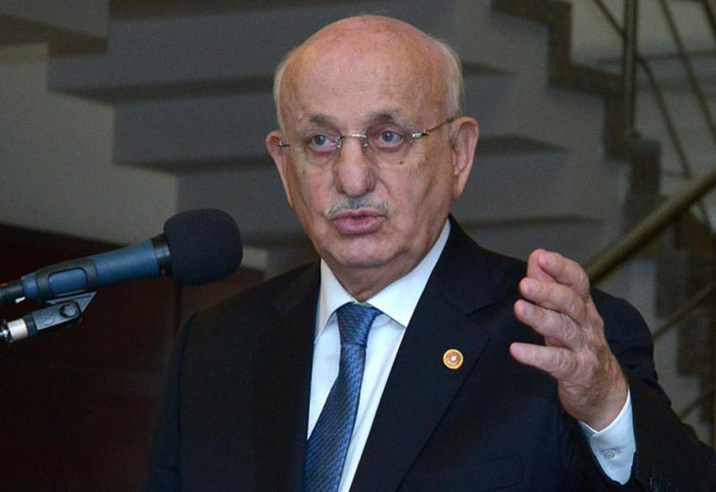 Исмаил Кахраман переизбран спикером парламента Турции