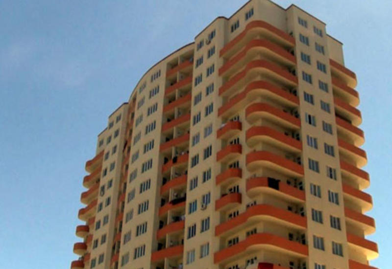 Первые 12 зданий льготного жилого комплекса в Баку уже построены