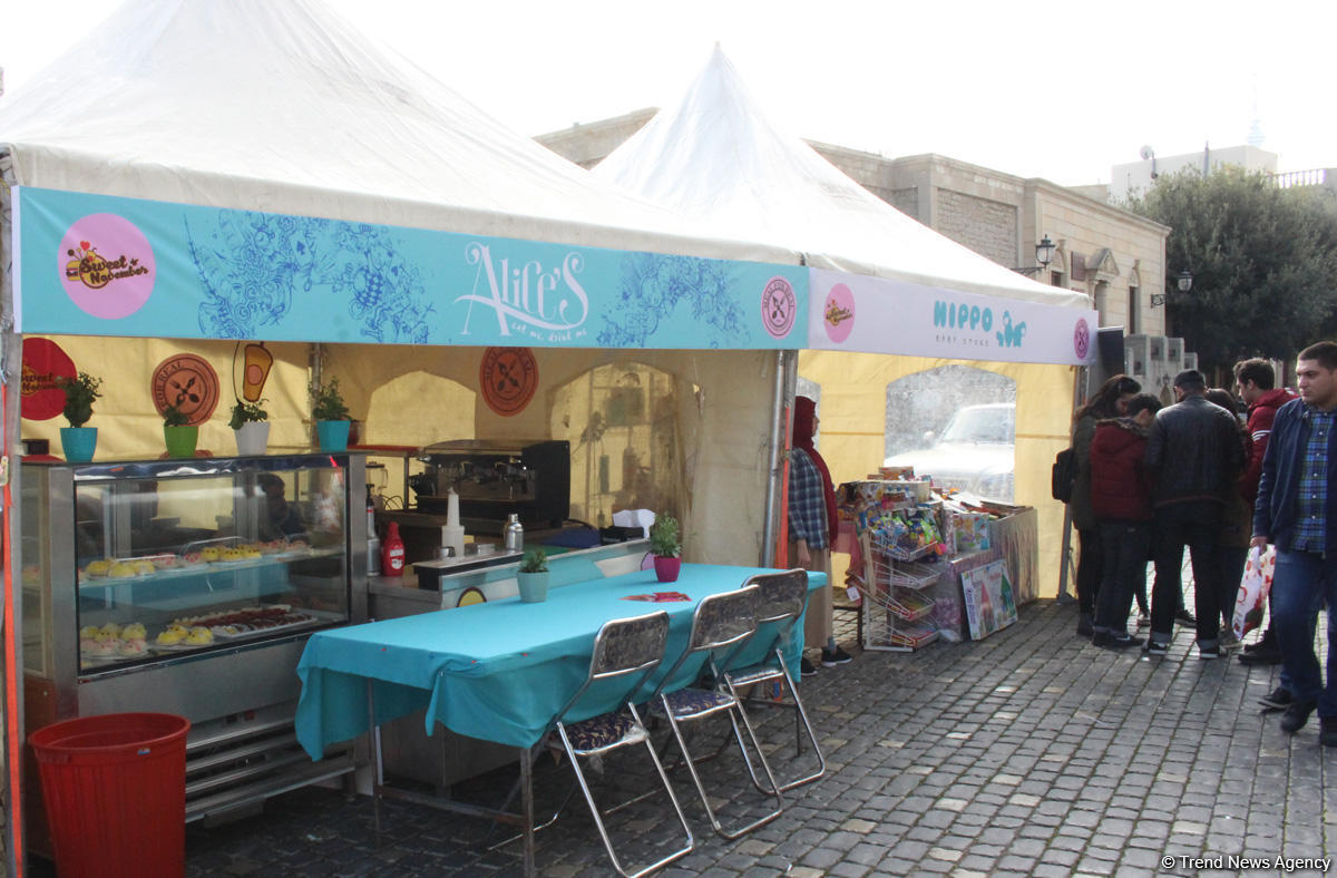 В Баку стартовал Фестиваль уличной еды – четыре дня ешь и веселись на здоровье