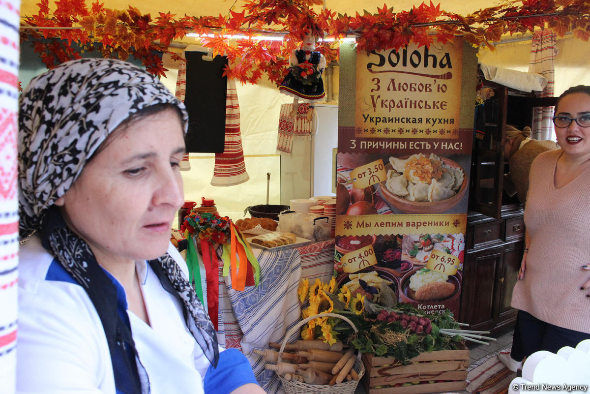 В Баку стартовал Фестиваль уличной еды – четыре дня ешь и веселись на здоровье