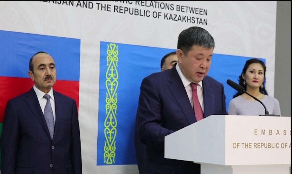 Али Гасанов: Нам удалось вывести азербайджанско-казахстанские отношения на уровень стратегического партнерства