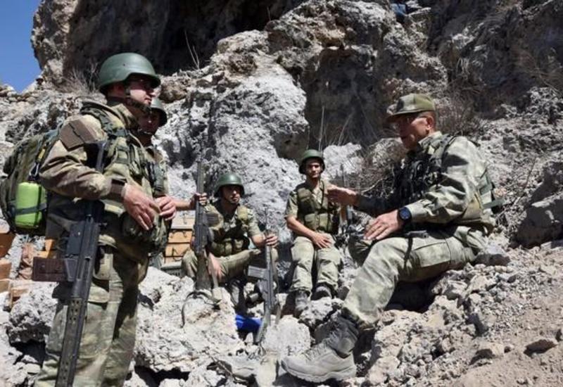Турецкие военные дали отпор террористам в Сирии