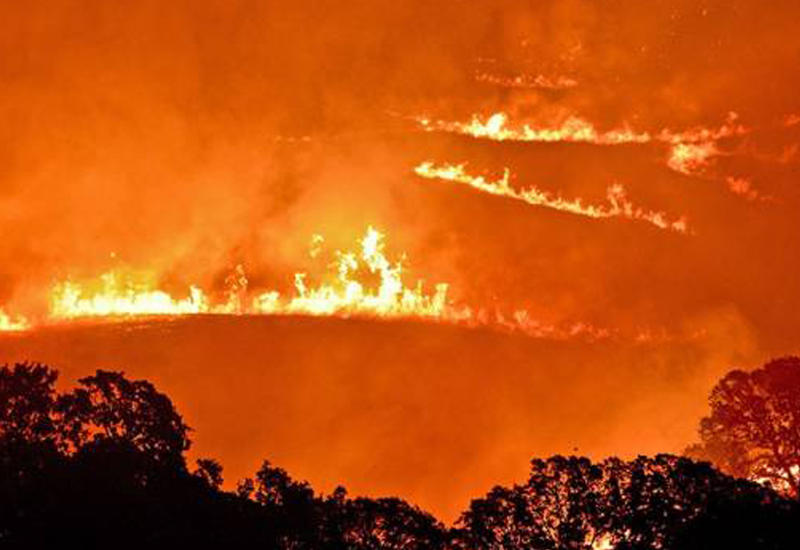Пожары в Калифорнии сравнили с адом на Земле