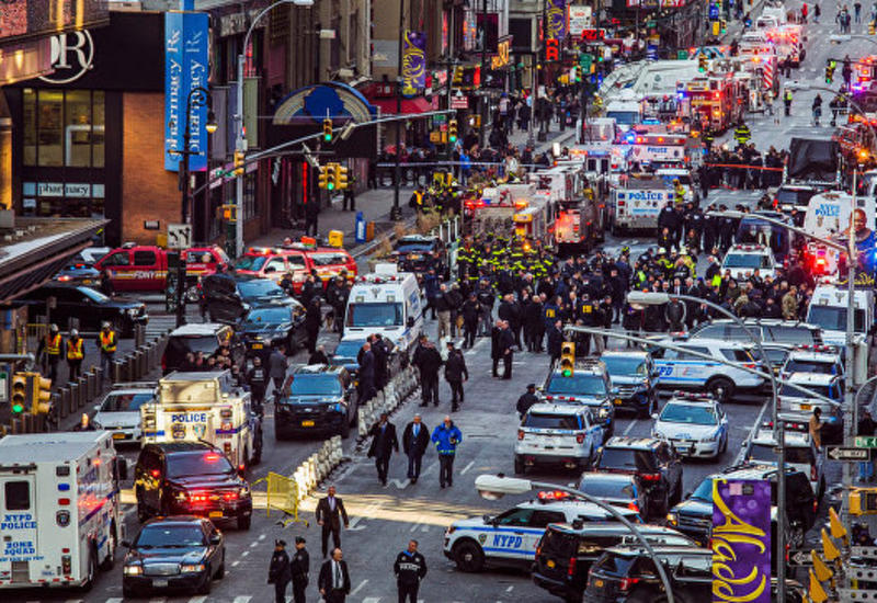 Взрыв в Нью-Йорке обернулся лишь транспортными затруднениями