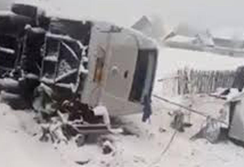 В Румынии перевернулся пассажирский автобус, есть жертвы