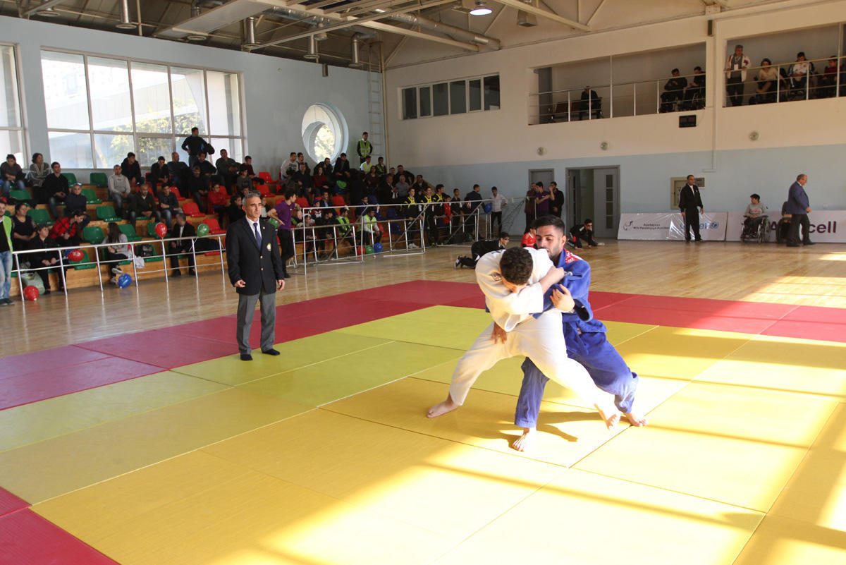 В Сумгайыте состоялись Паралимпийские игры среди детей