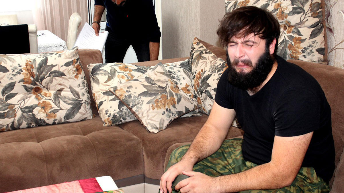 Азербайджанский актер 8 месяцев отращивал бороду ради роли