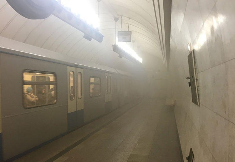 Задымление в петербургском метро, закрыты две станции