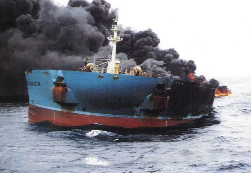 У берегов Китая может взорваться иранский нефтяной танкер