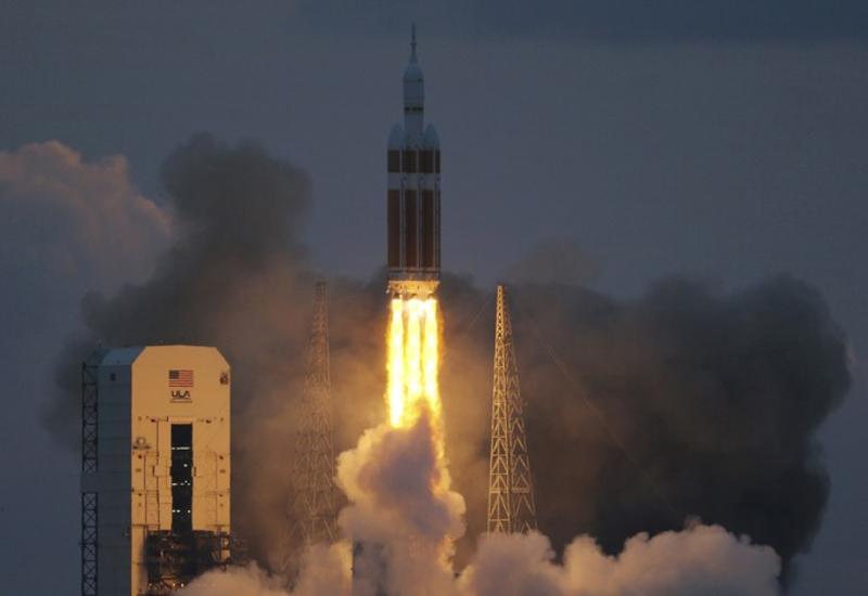 США запустили еще одну ракету-носитель с секретным спутником