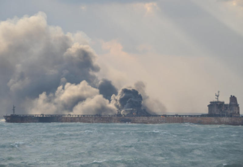Все члены экипажа горевшего иранского танкера погибли